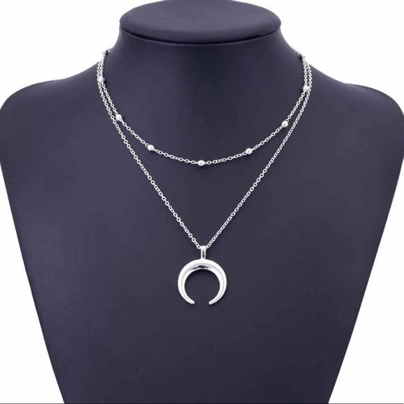3/$25⚡️Horn Crescent Moon layer choker necklace - Picture 4 of 8
